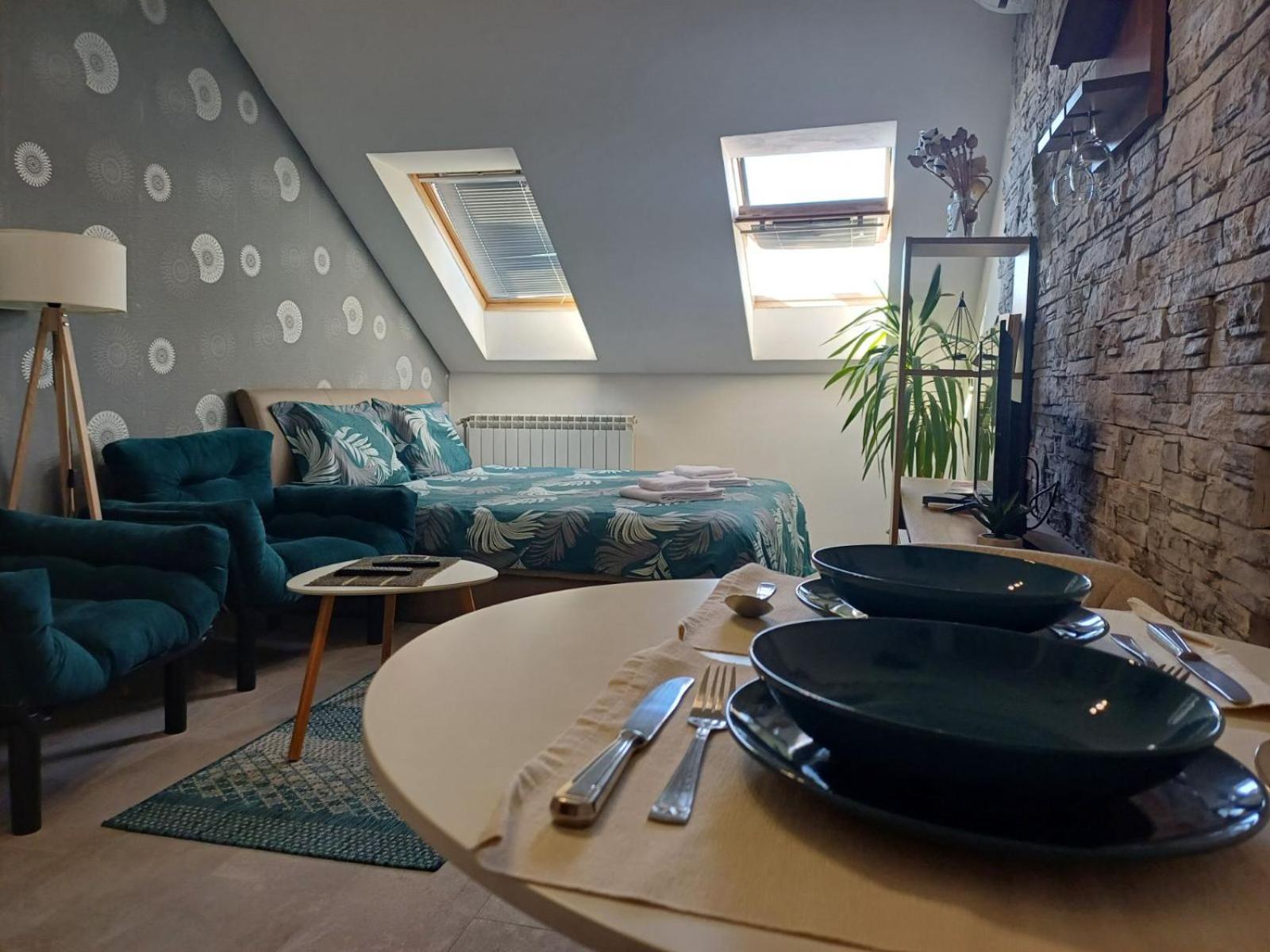 Apartment Centrum - Free Private Parking Нови Сад Екстериор снимка