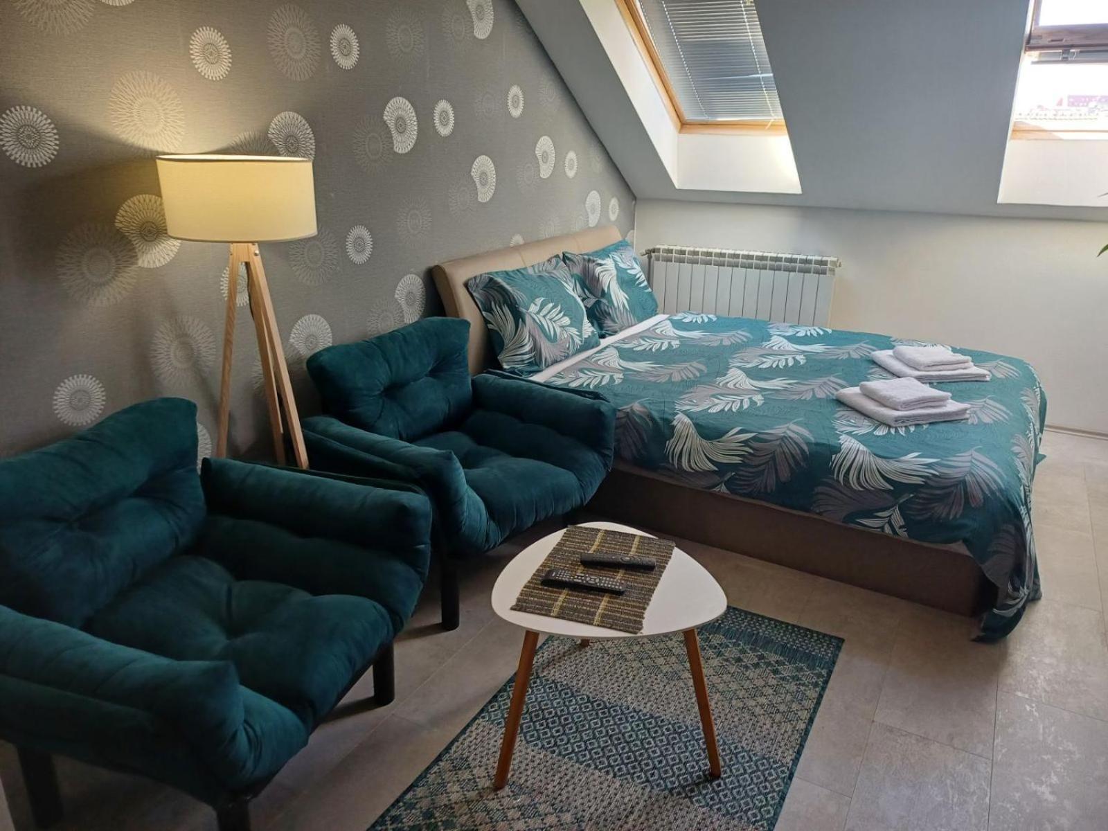 Apartment Centrum - Free Private Parking Нови Сад Екстериор снимка