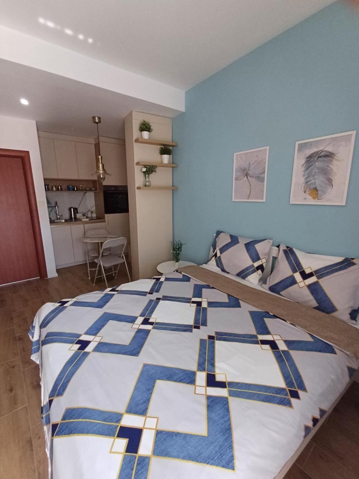 Apartment Centrum - Free Private Parking Нови Сад Екстериор снимка