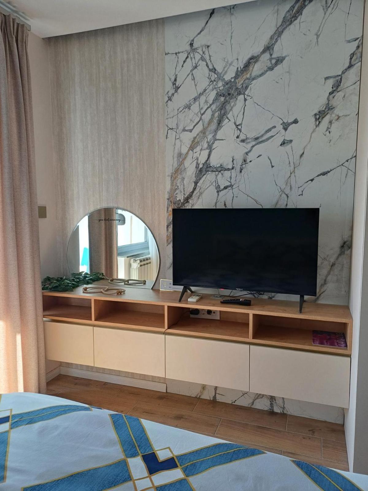 Apartment Centrum - Free Private Parking Нови Сад Екстериор снимка